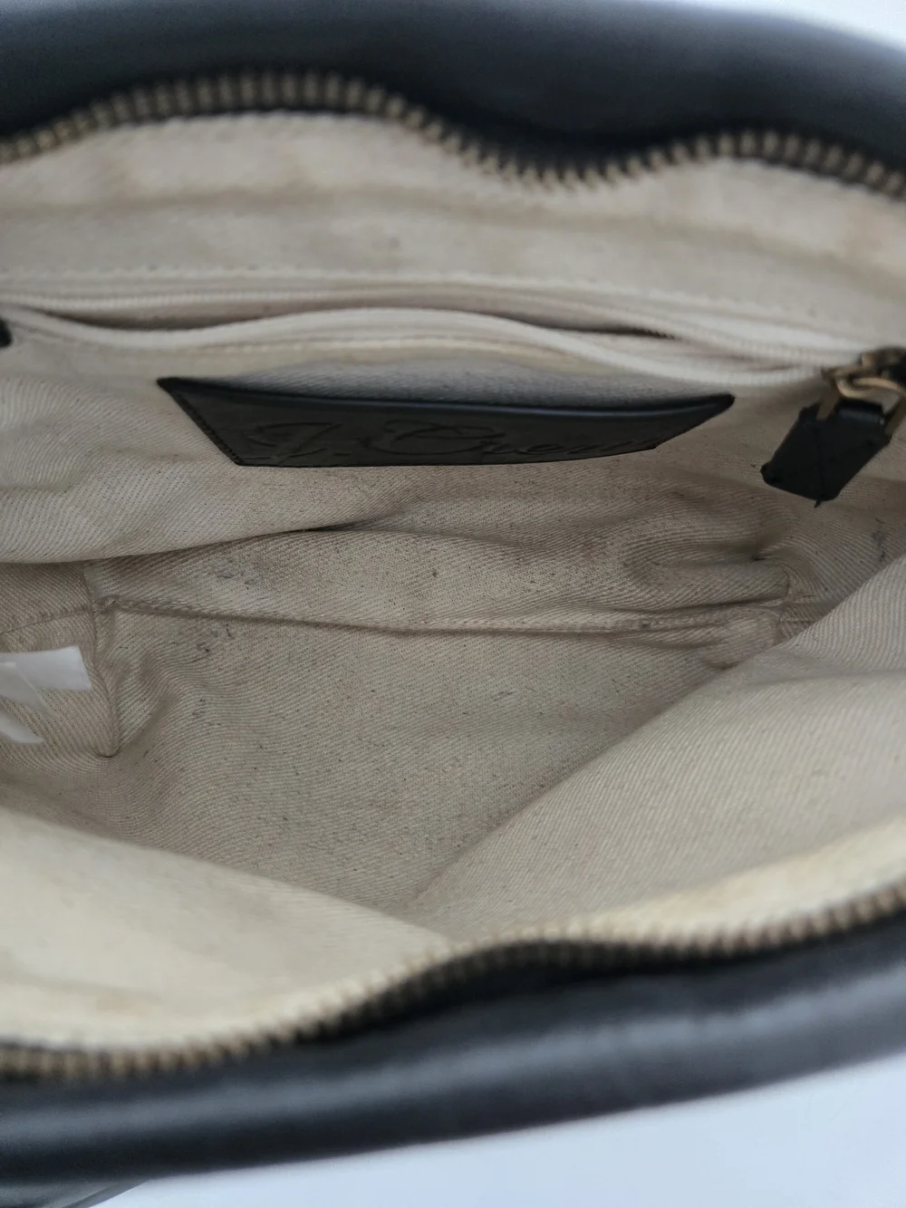 J.Crew Black Cow Leather Crossbody Bag Zip Closure Gold Hardware Lined Pockets